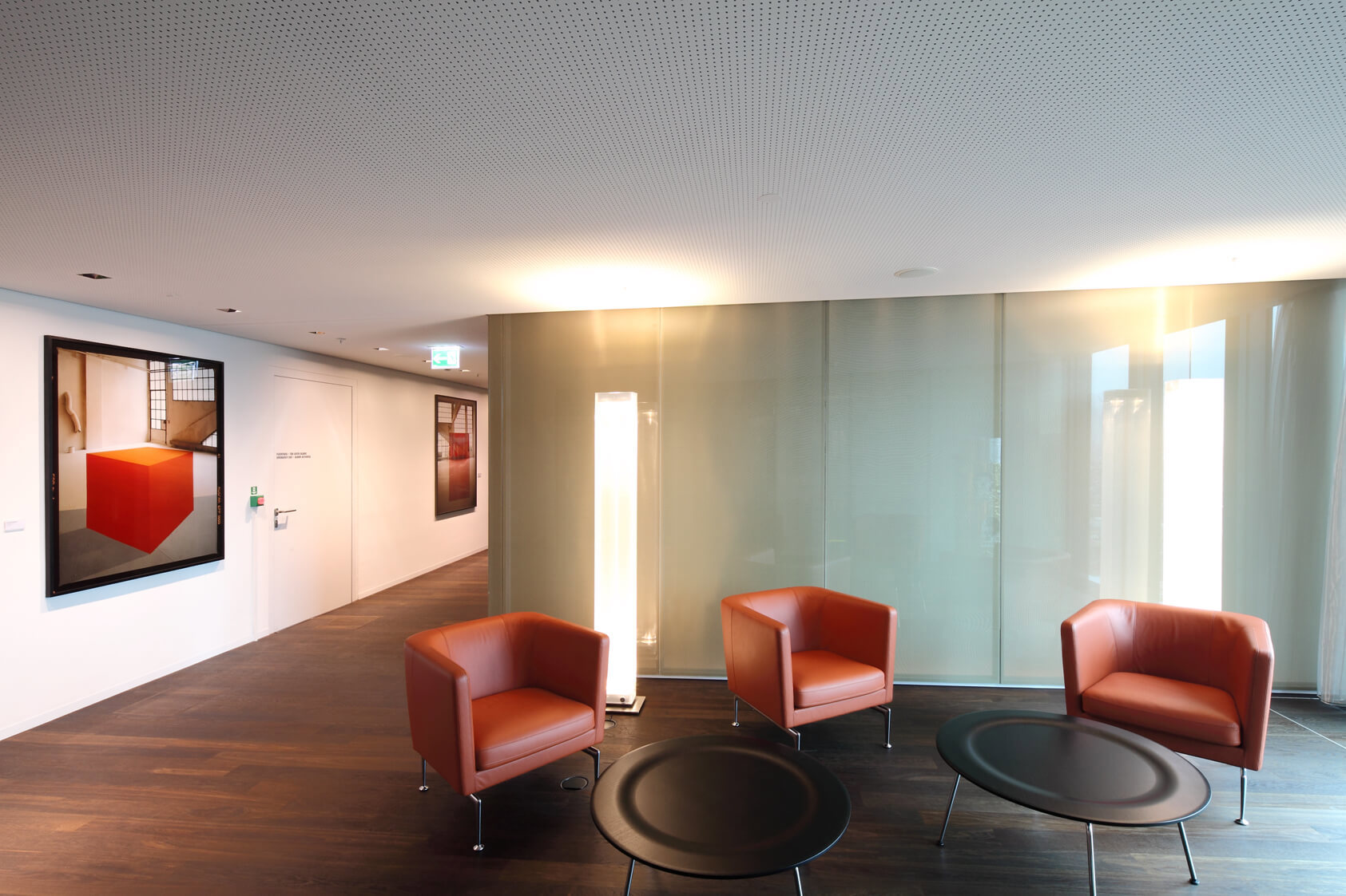 Deutsche Bank Zürich  gebogen wanden